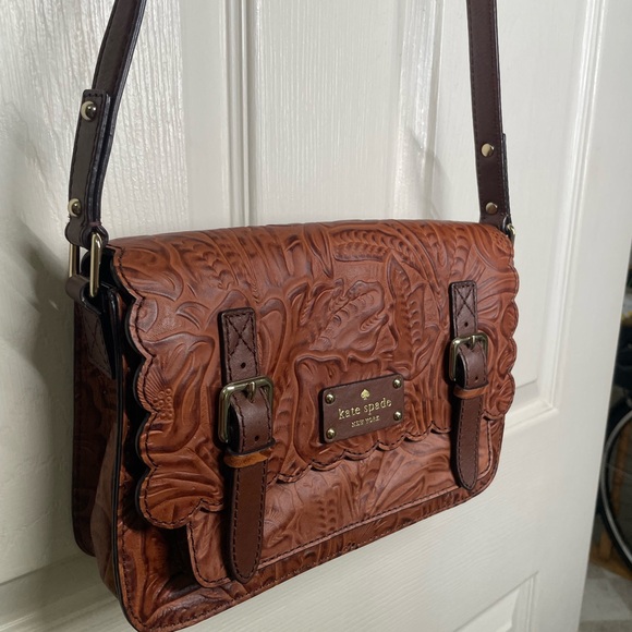 { Kate Spade Mini Messenger } Embossed Brown Santa Rosalia Scout Leather Bag - Picture 3 of 12